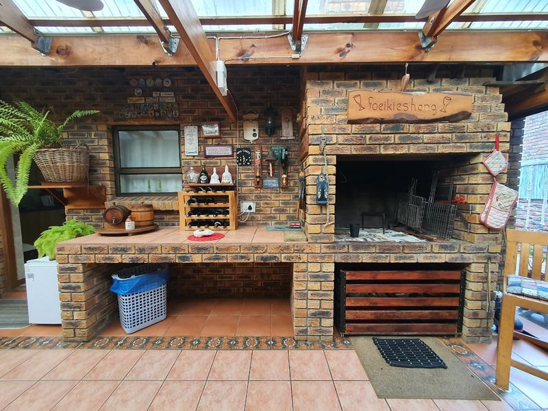 3 Bedroom Property for Sale in Gouritsmond Western Cape